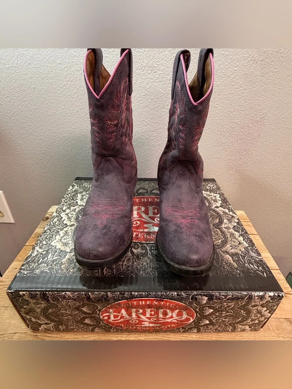 Laredo kids Purple Suede Lace-Up Western Boots with Pink Trim